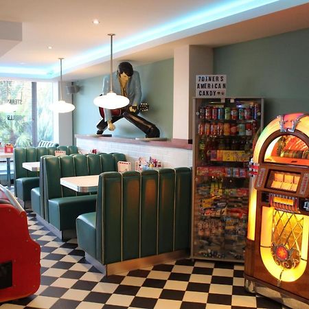 7Hotel Diner Halstead (Kent) Exterior foto