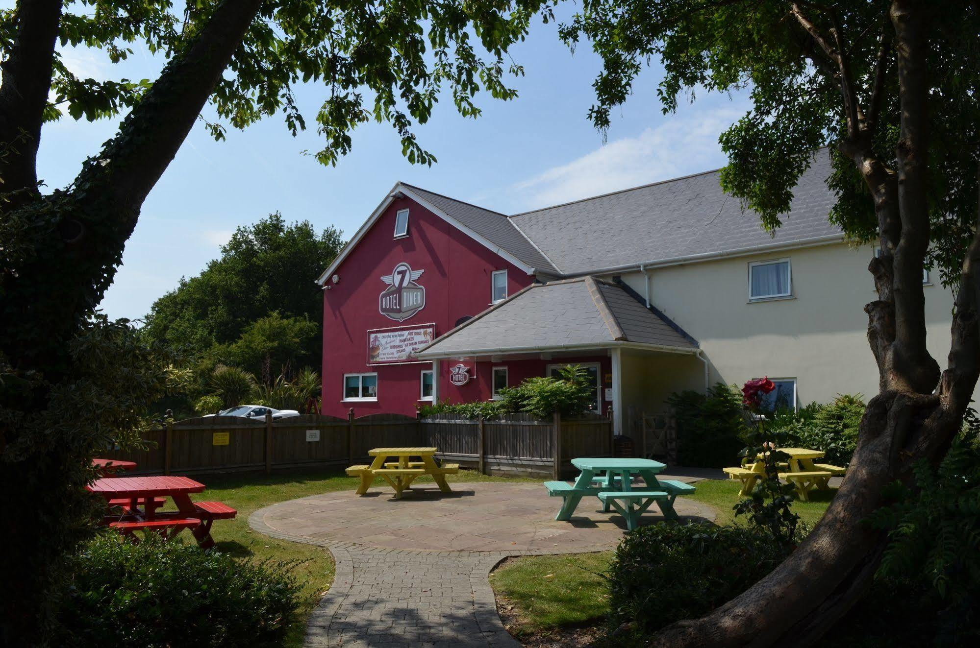 7Hotel Diner Halstead (Kent) Exterior foto